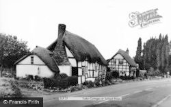 Tudor Cottages c.1955, Salford Priors