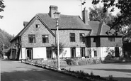 Mill House c.1965, Salfords
