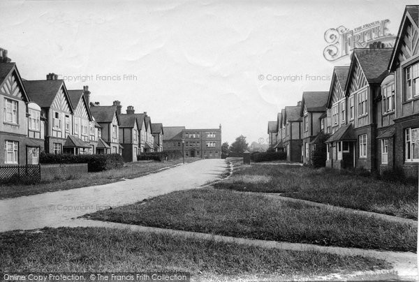 Photo of Salfords, Monotype Works, Dunraven Avenue 1911