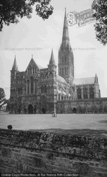 Photo of Salisbury, Cathedral c.1955