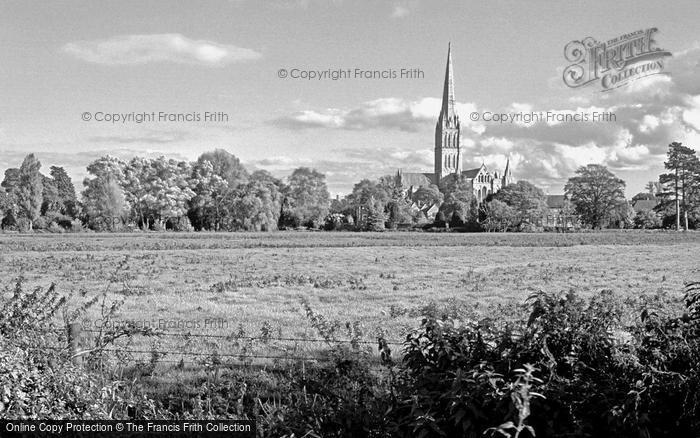 Photo of Salisbury, Cathedral c.1975