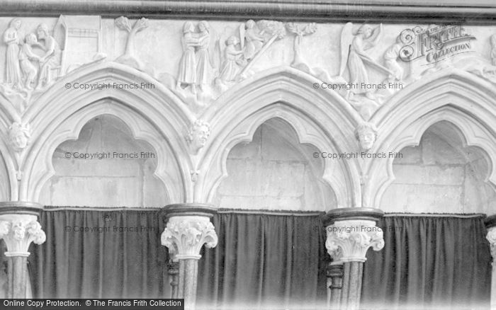 Photo of Salisbury, Cathedral, Chapter House 1911