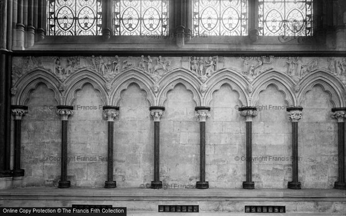 Photo of Salisbury, Cathedral, Chapter House 1911