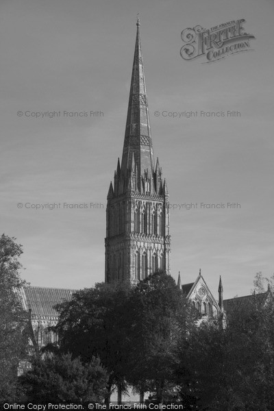 Photo of Salisbury, Cathedral Spire 2004