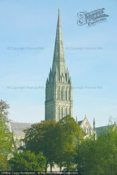 Photo of Salisbury, Cathedral Spire 2004