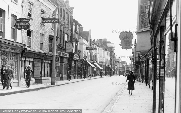 Photo of Salisbury, Catherine Street c.1955