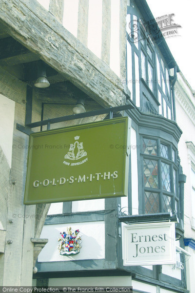 Photo of Salisbury, Ernest Jones Sign 2004
