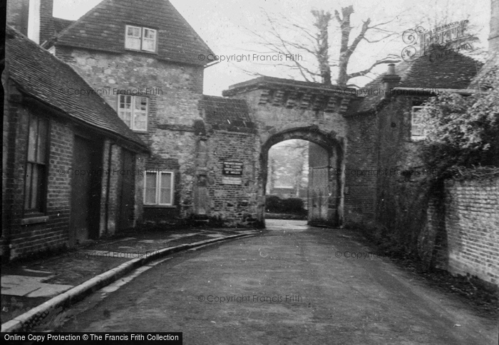Photo of Salisbury, Harnham Gate From De Vaux Place c.1955