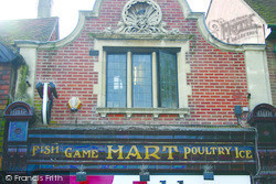 Hart's Sign 2004, Salisbury