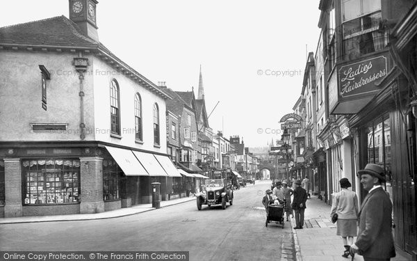 Photo of Salisbury, High Street 1928