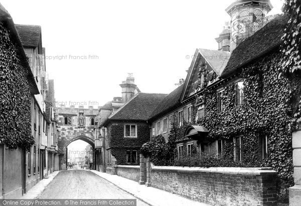 Photo of Salisbury, High Street And Matrons' College 1906