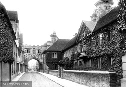 High Street And Matrons' College 1906, Salisbury