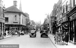 High Street c.1950, Salisbury