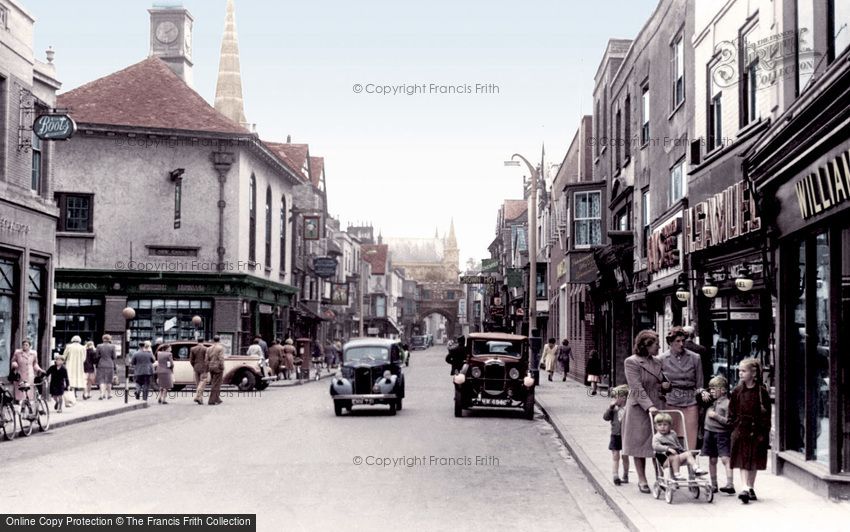 Salisbury, High Street c1950