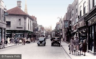 Salisbury, High Street c1950