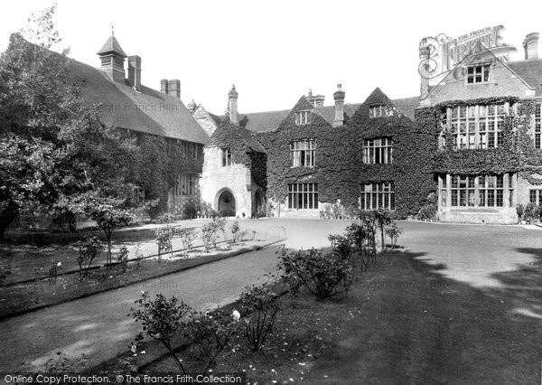 Photo of Salisbury, King's House Teacher Training College 1928