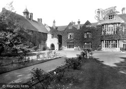 King's House Teacher Training College 1928, Salisbury