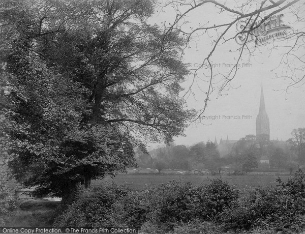 Photo of Salisbury, May 1889