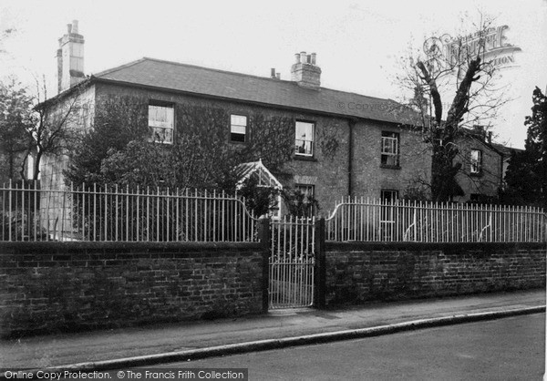 Photo of Salisbury, Mill Road, The Clovelly Hotel c.1955