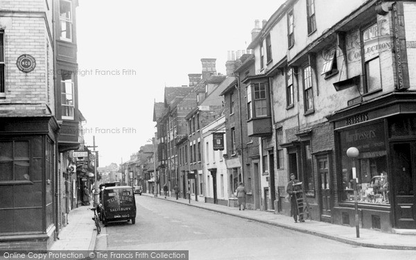 Photo of Salisbury, New Street c.1955