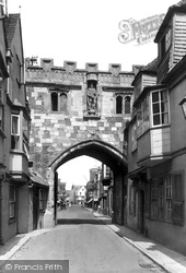 North Gate 1923, Salisbury