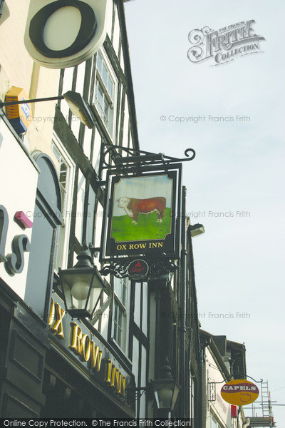 Photo of Salisbury, Ox Row Inn Sign 2004
