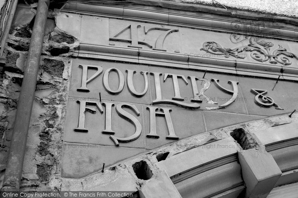 Photo of Salisbury, Poultry And Fish Sign, Fisherton Street 2004