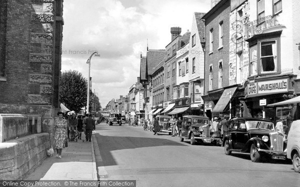 Photo of Salisbury, Queen Street c.1950