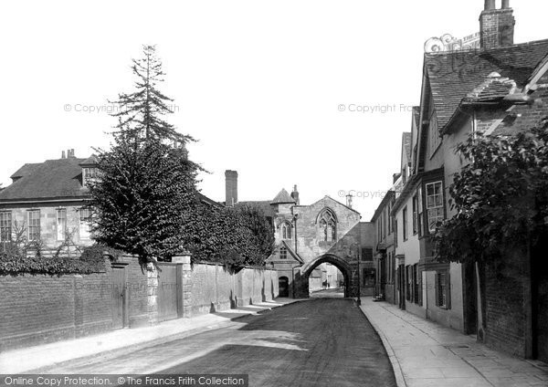 Photo of Salisbury, St Ann's Gate 1911