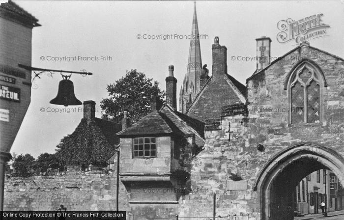 Photo of Salisbury, St Anne's Gate c.1910