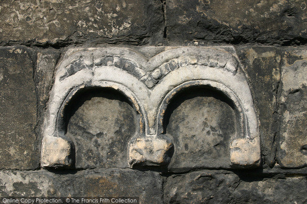 Photo of Salisbury, Stone Carvings, Exeter Street 2004