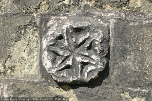 Photo of Salisbury, Stone Carvings, Exeter Street 2004