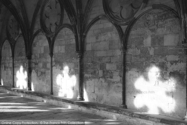 Photo of Salisbury, The Cathedral, The Cloisters 2004