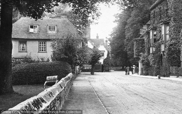 Photo of Salisbury, The Close 1906