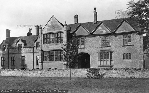 Photo of Salisbury, The Close, North Canonry 1911