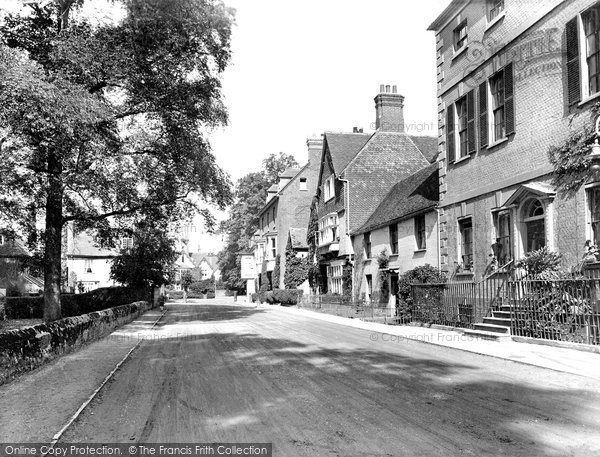 Photo of Salisbury, The Close, Pretty Corner 1928