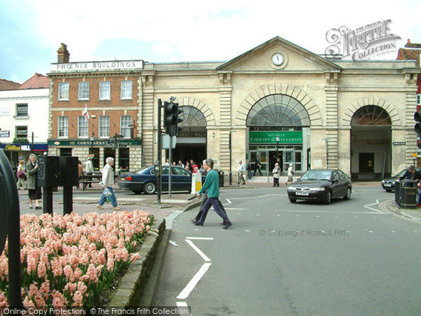 Photo of Salisbury, The Library 2004