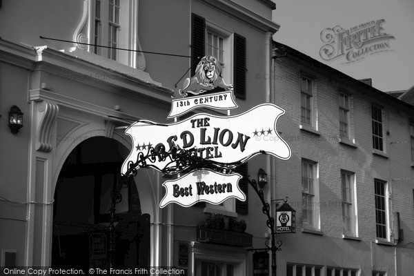 Photo of Salisbury, The Red Lion Hotel 2004