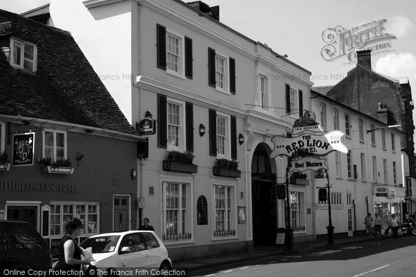 Photo of Salisbury, The Red Lion Hotel 2004