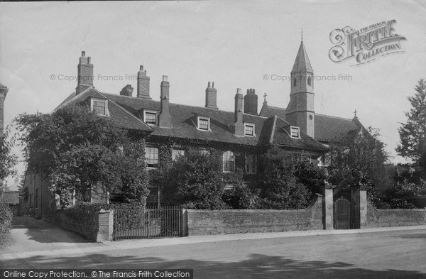 Photo of Salisbury, Theological College And Chapel 1911