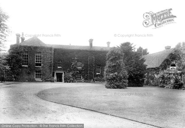 Photo of Salisbury, Training College 1906