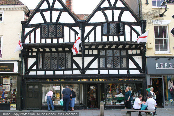 Photo of Salisbury, Watson's China Shop 2004