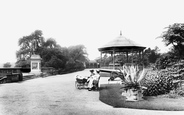 Roberts Park 1909, Saltaire