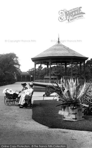 Photo of Saltaire, Roberts Park, The Bandstand 1909