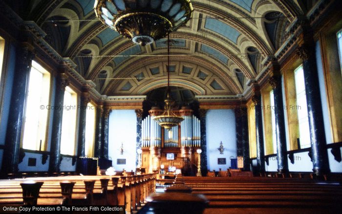 Photo of Saltaire, United Reformed Church, Interior 1993