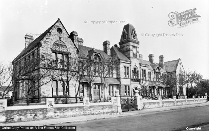 Photo of Saltburn By The Sea, Convalescent Home c.1955