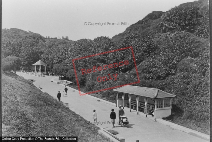Photo of Saltburn By The Sea, Hazelgrove 1932