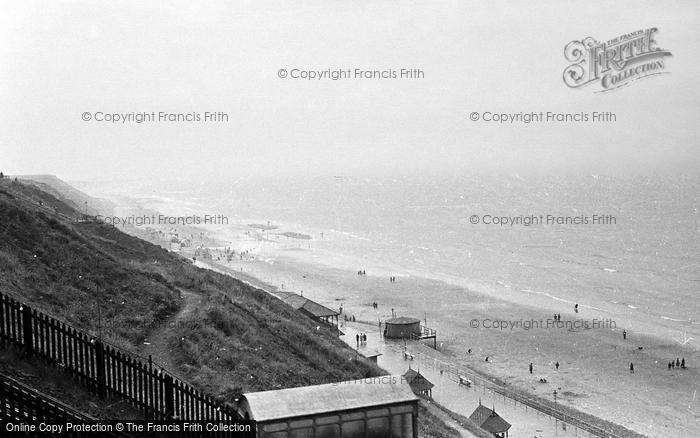 Photo of Saltburn By The Sea, Sands From Cliff Lift Station 1951