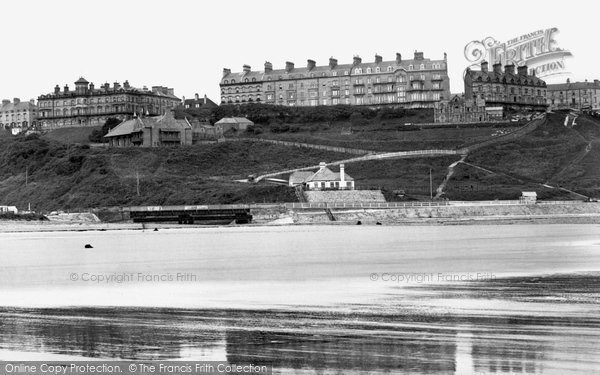 Photo of Saltburn By The Sea, The Beach 1927