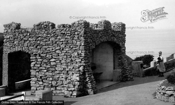 Photo of Saltburn By The Sea, The Grotto 1932